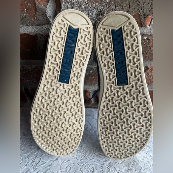 Birkenstock Arran Size 9-9.5 (EU40) Blue
Canvas Lace Up Shoes - Picture 6 of 7